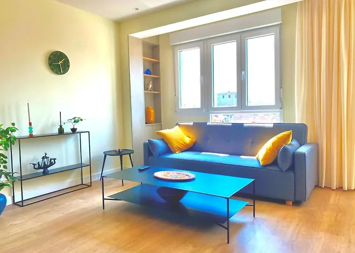 SUITE PLAYA GIJON CENTRO, apartamento nuevo, 4 huéspedes